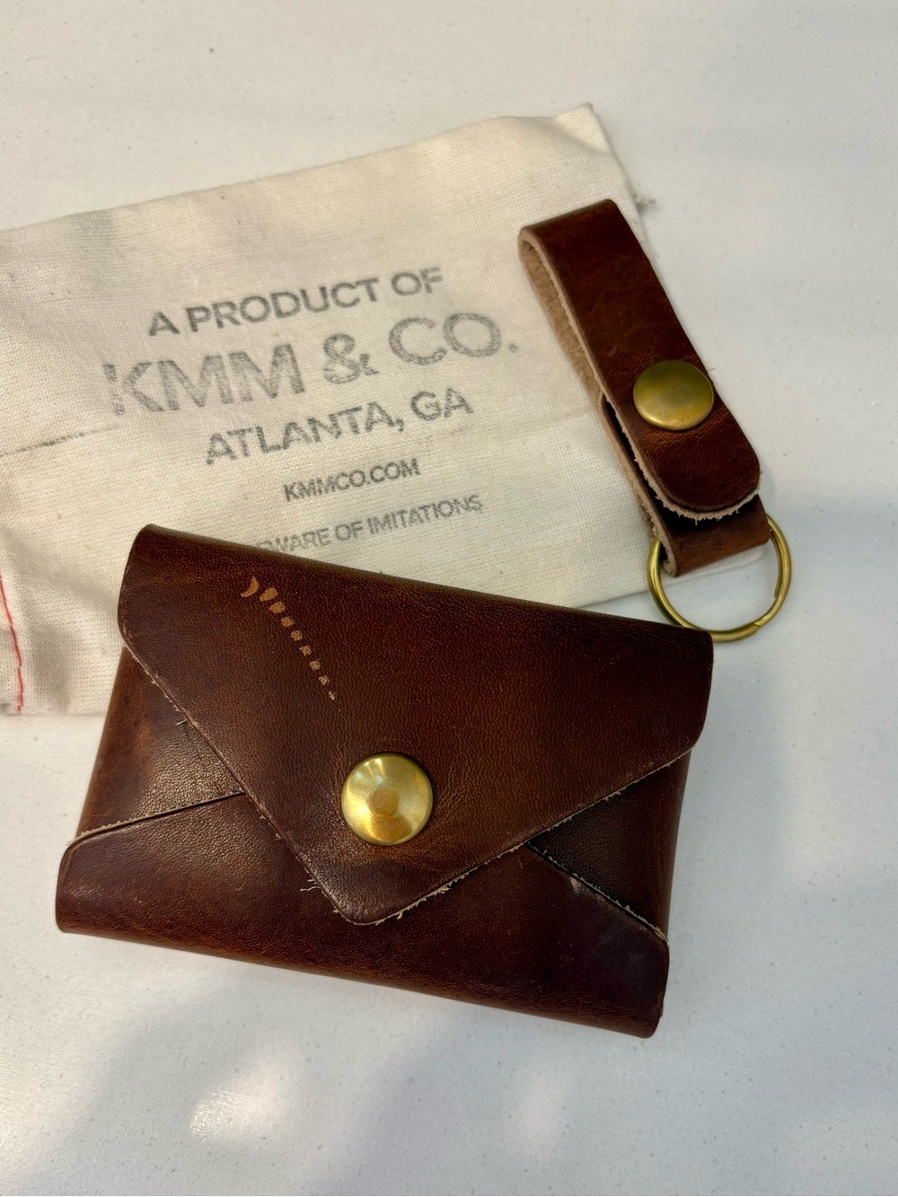 KMM & CO. Leather Envelope Wallet with Key Fob